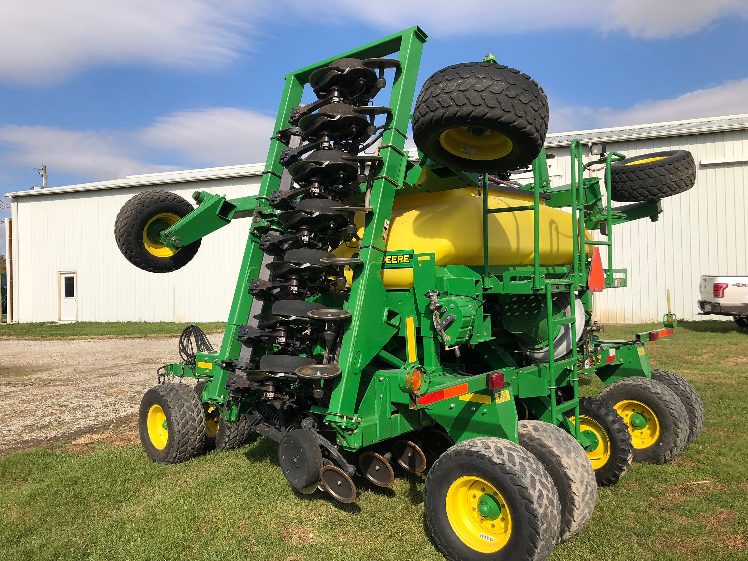 Property photo 32 - FARM EQUIPMENT AUCTION IN WAYNE COUNTY, INDIANA